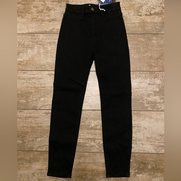 Pull&Bear Black Skinny High Waist Jeggings. NEW - Picture 1 of 9